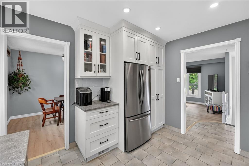 9 JULIANA Road, Grimsby, Ontario, L3M4J4 — Photo 8
