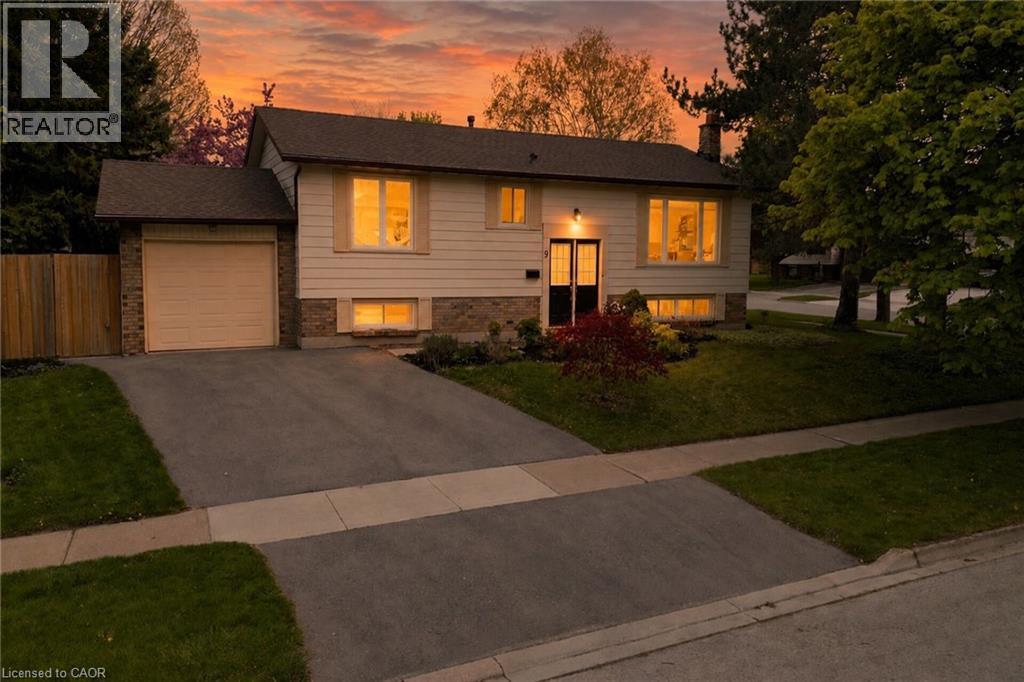 9 JULIANA Road, Grimsby, Ontario, L3M4J4 — Photo 4