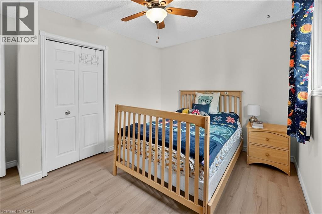 9 JULIANA Road, Grimsby, Ontario, L3M4J4 — Photo 15