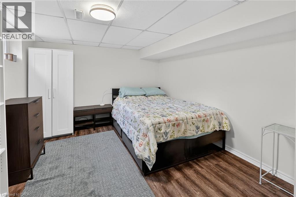 9 JULIANA Road, Grimsby, Ontario, L3M4J4 — Photo 6