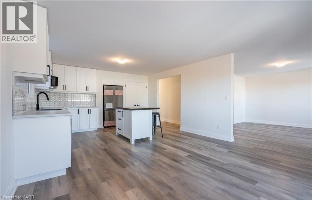 4289 MOUNTAIN Street Unit# 3, Beamsville, Ontario, L0R1B0 — Photo 5