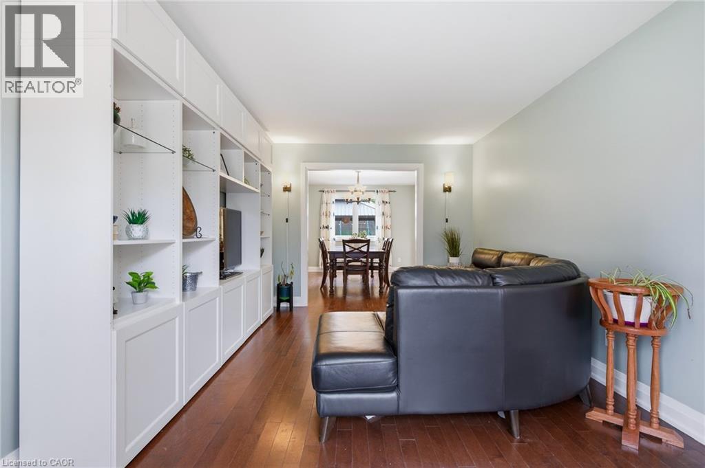 75 HANDORF Drive - 19
