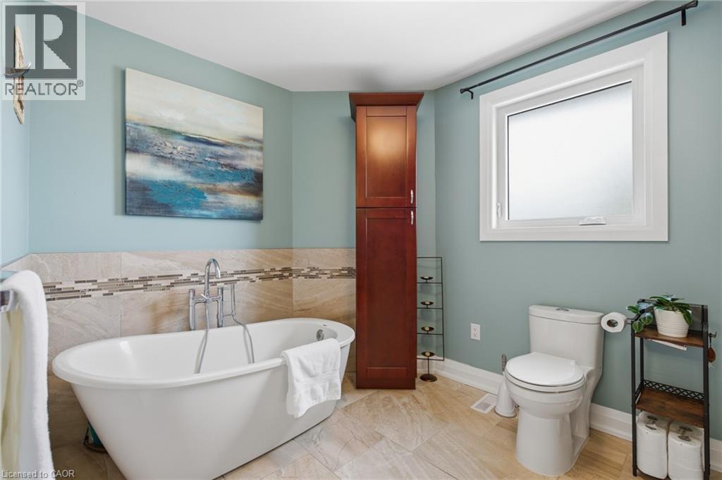 75 HANDORF Drive, Cambridge, Ontario, N3C3Y3 — Photo 34