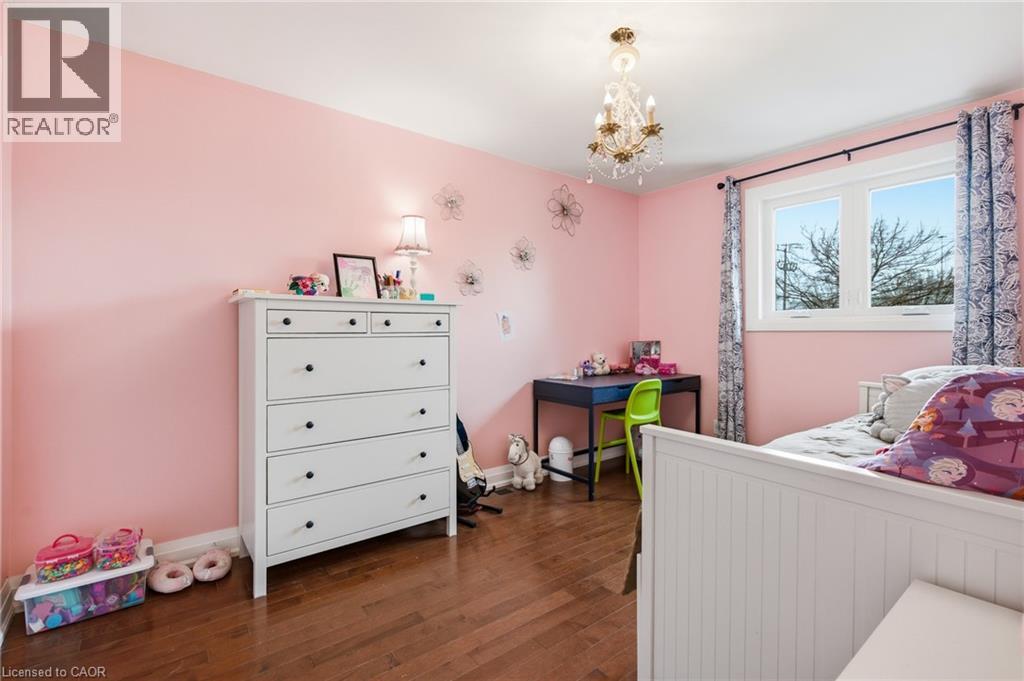 75 HANDORF Drive, Cambridge, Ontario, N3C3Y3 — Photo 36