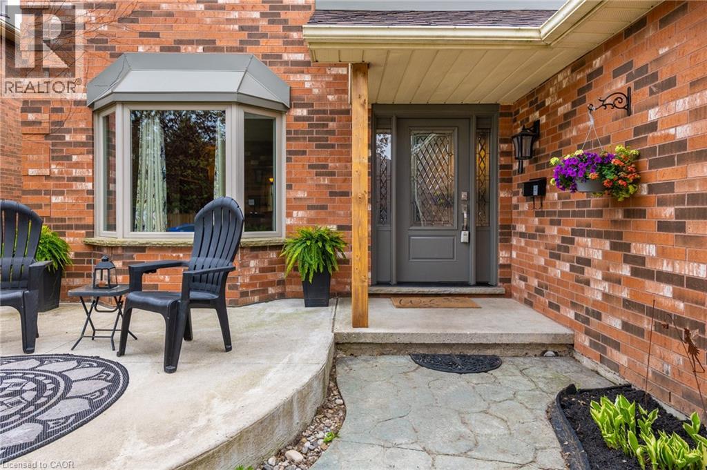 75 HANDORF Drive, Cambridge, Ontario, N3C3Y3 — Photo 7