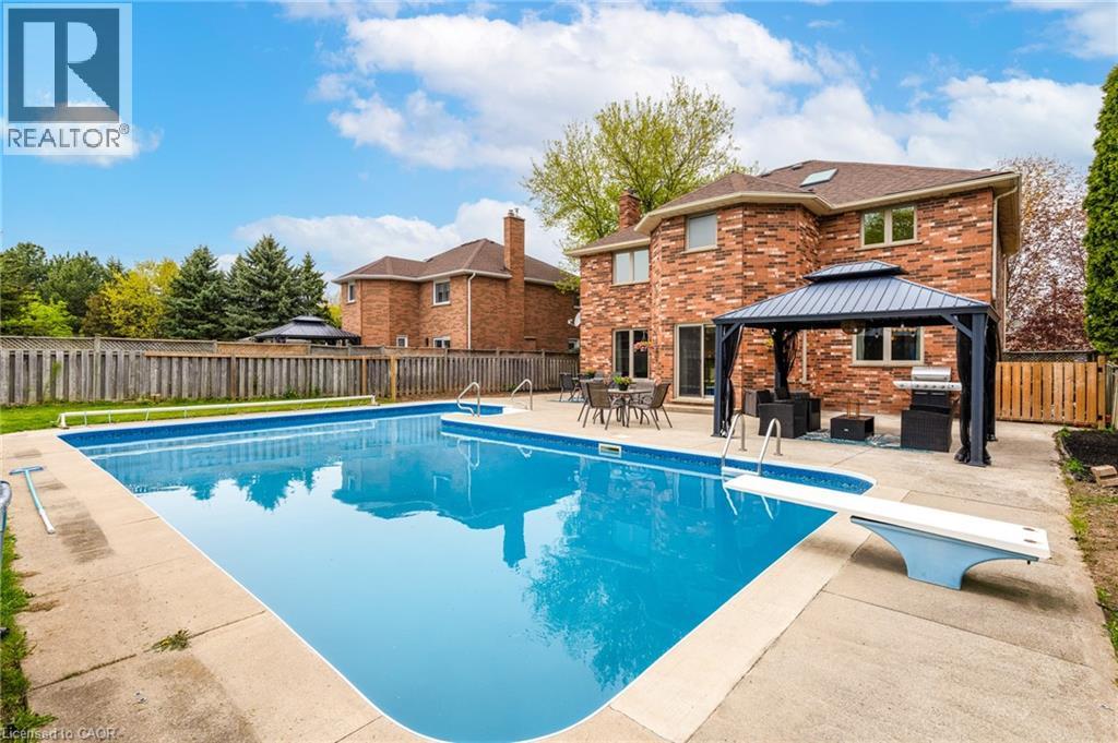75 HANDORF Drive - 42