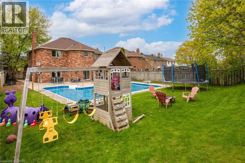 75 HANDORF Drive, Cambridge, Ontario, N3C3Y3 — Photo 22