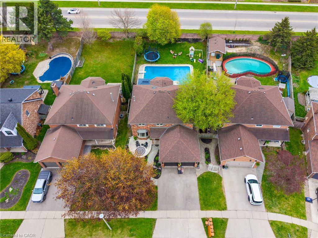 75 HANDORF Drive - 44