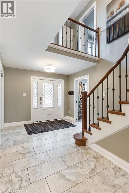 75 HANDORF Drive, Cambridge, Ontario, N3C3Y3 — Photo 12