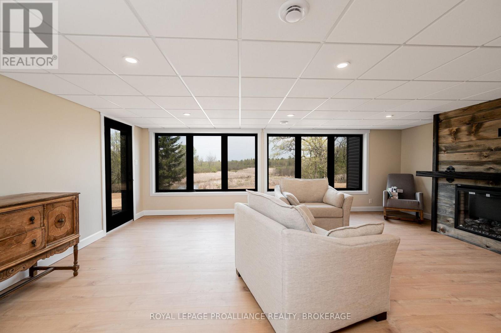 2924 HIGHWAY 2 - 35