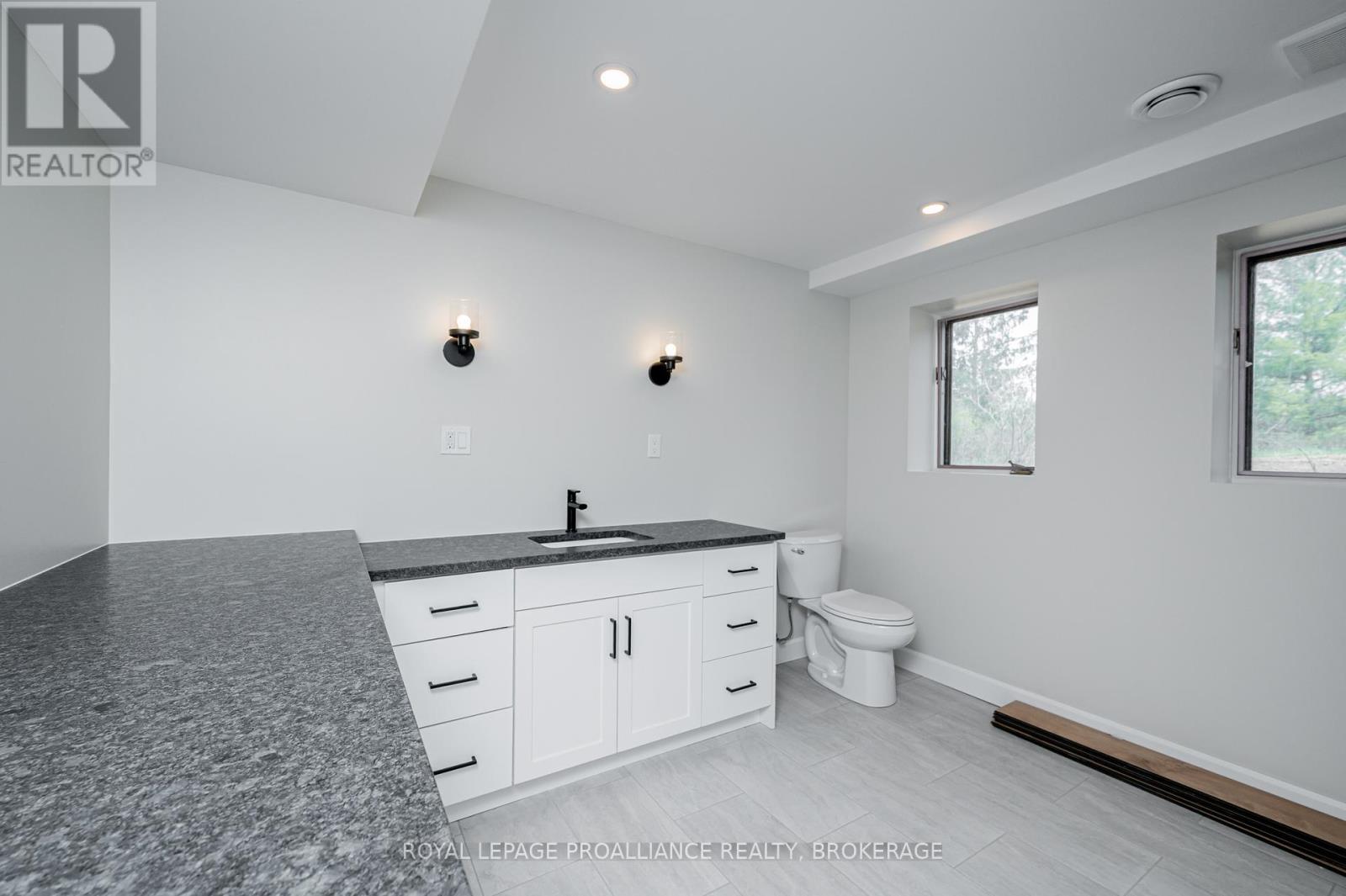 2924 HIGHWAY 2 - 39