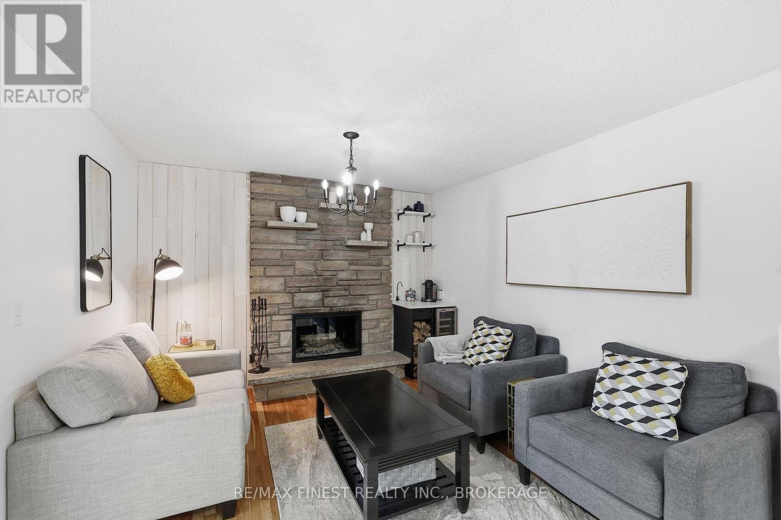 168 INVERNESS CRESCENT - 16