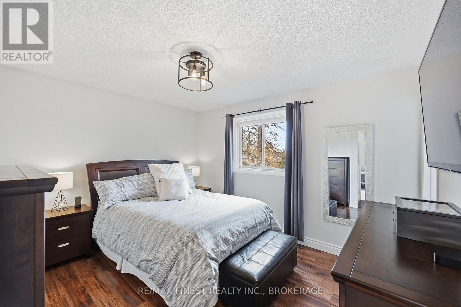 168 INVERNESS CRESCENT - 20
