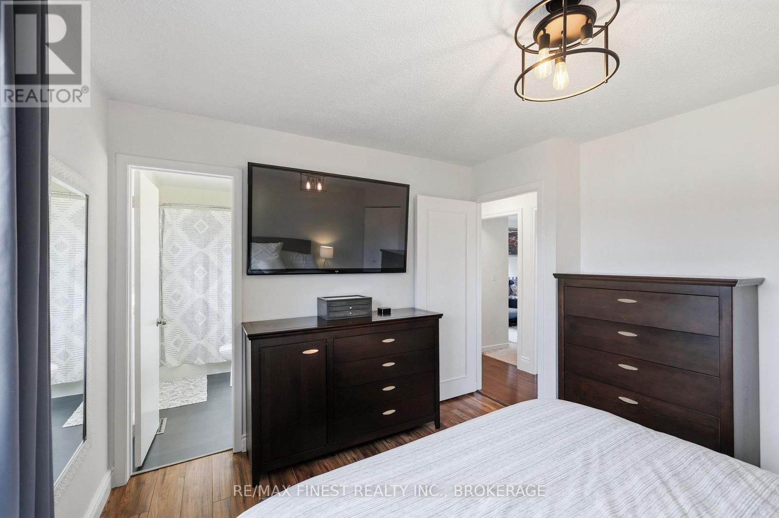 168 INVERNESS CRESCENT - 21