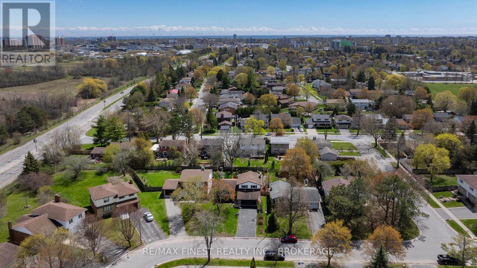 168 INVERNESS CRESCENT - 50
