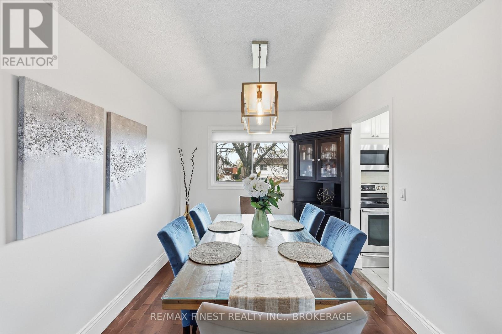 168 INVERNESS CRESCENT - 7