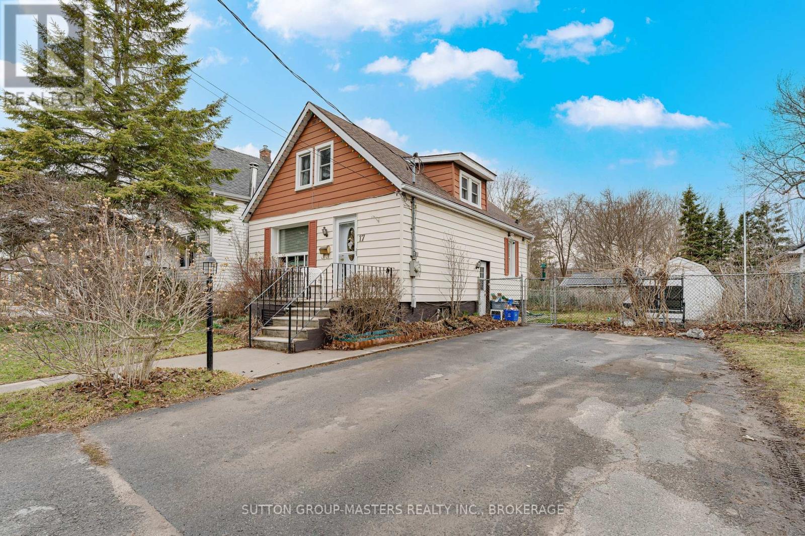 17 N BARTLETT STREET - 1
