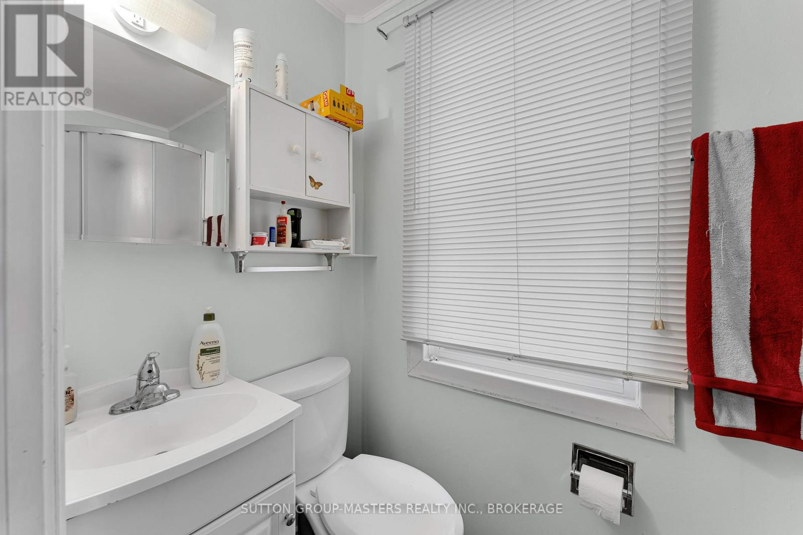 17 N BARTLETT STREET - 11
