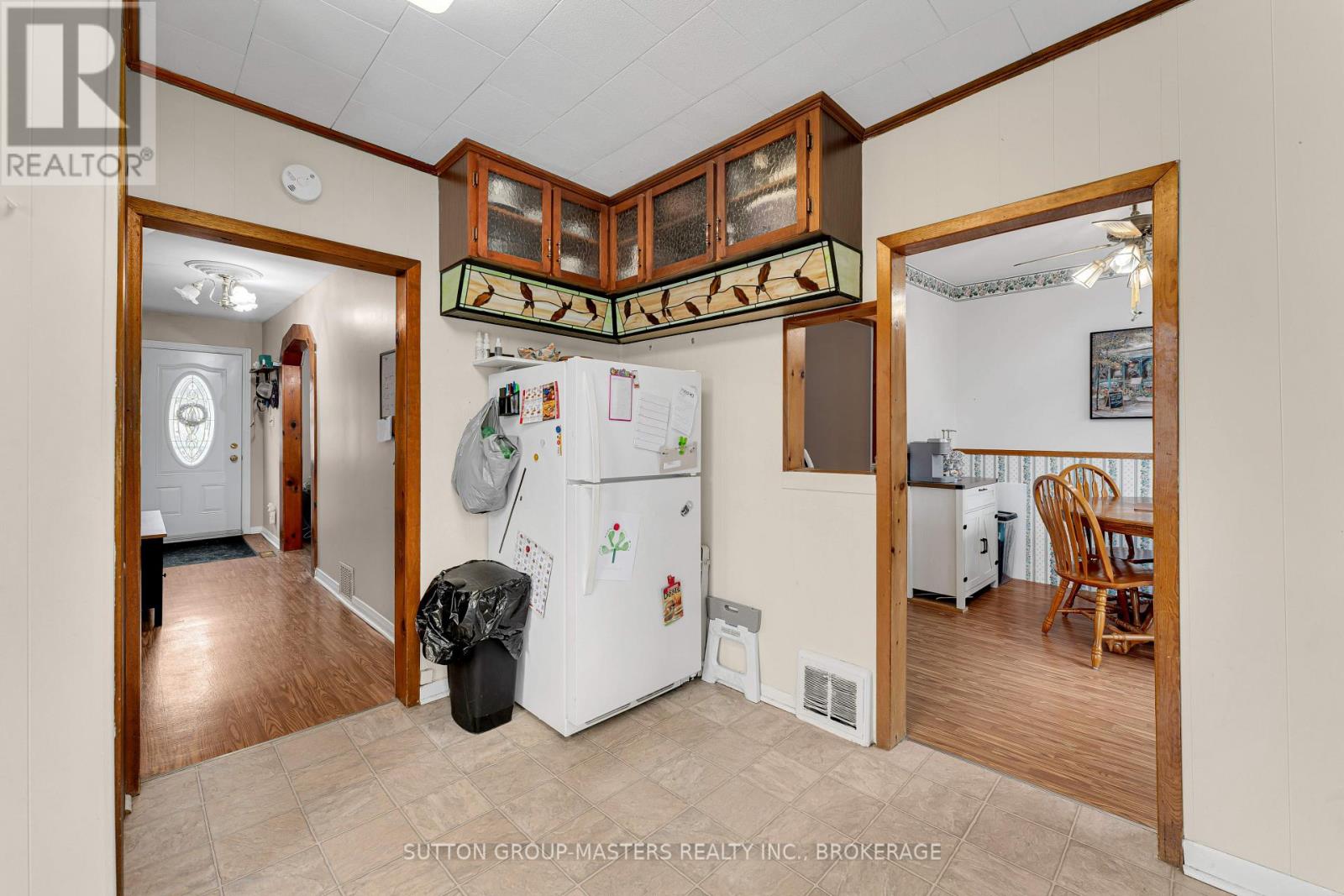 17 N BARTLETT STREET - 16