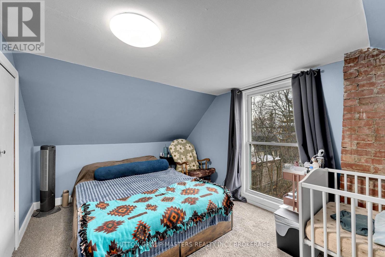 17 N BARTLETT STREET - 25
