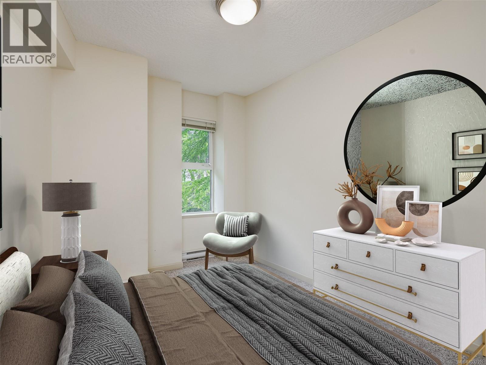 205 827 Fairfield Road, Victoria