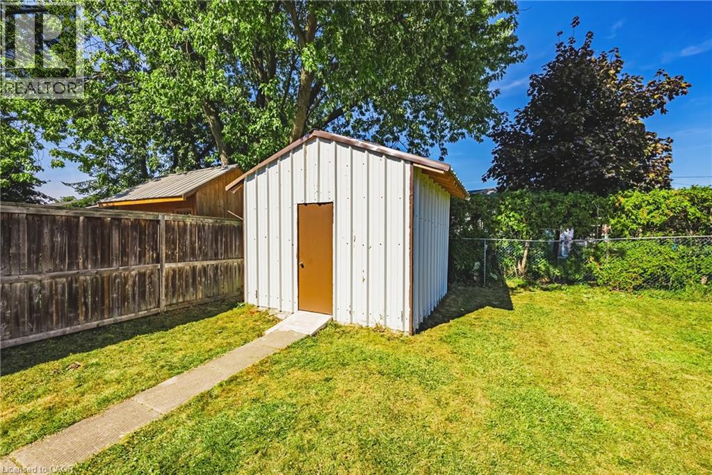 235 LARCH Street - 33