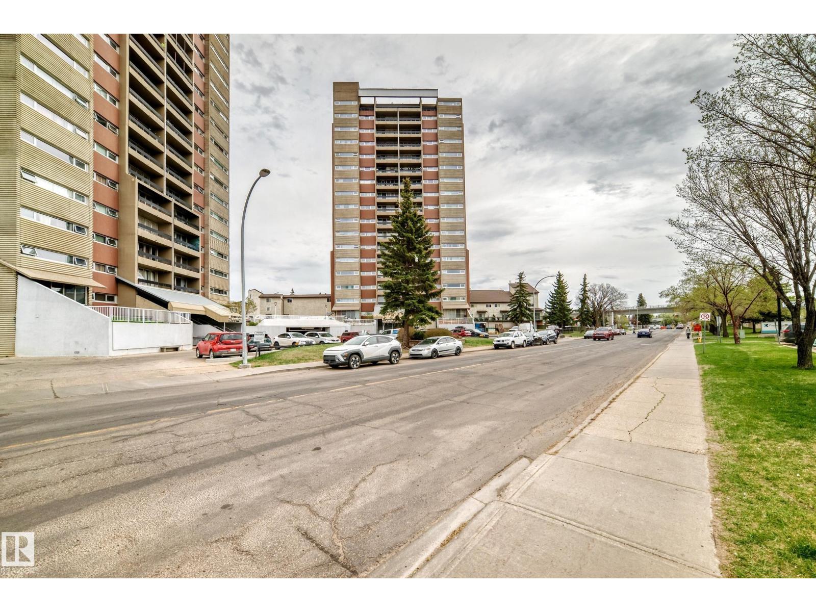 #115 8735 165 ST NW - 10