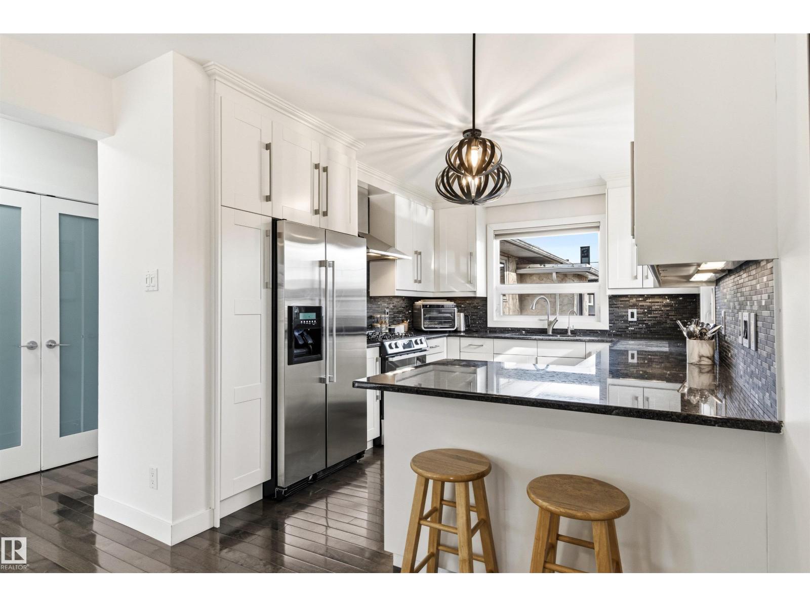 14608 97 AV NW - 12