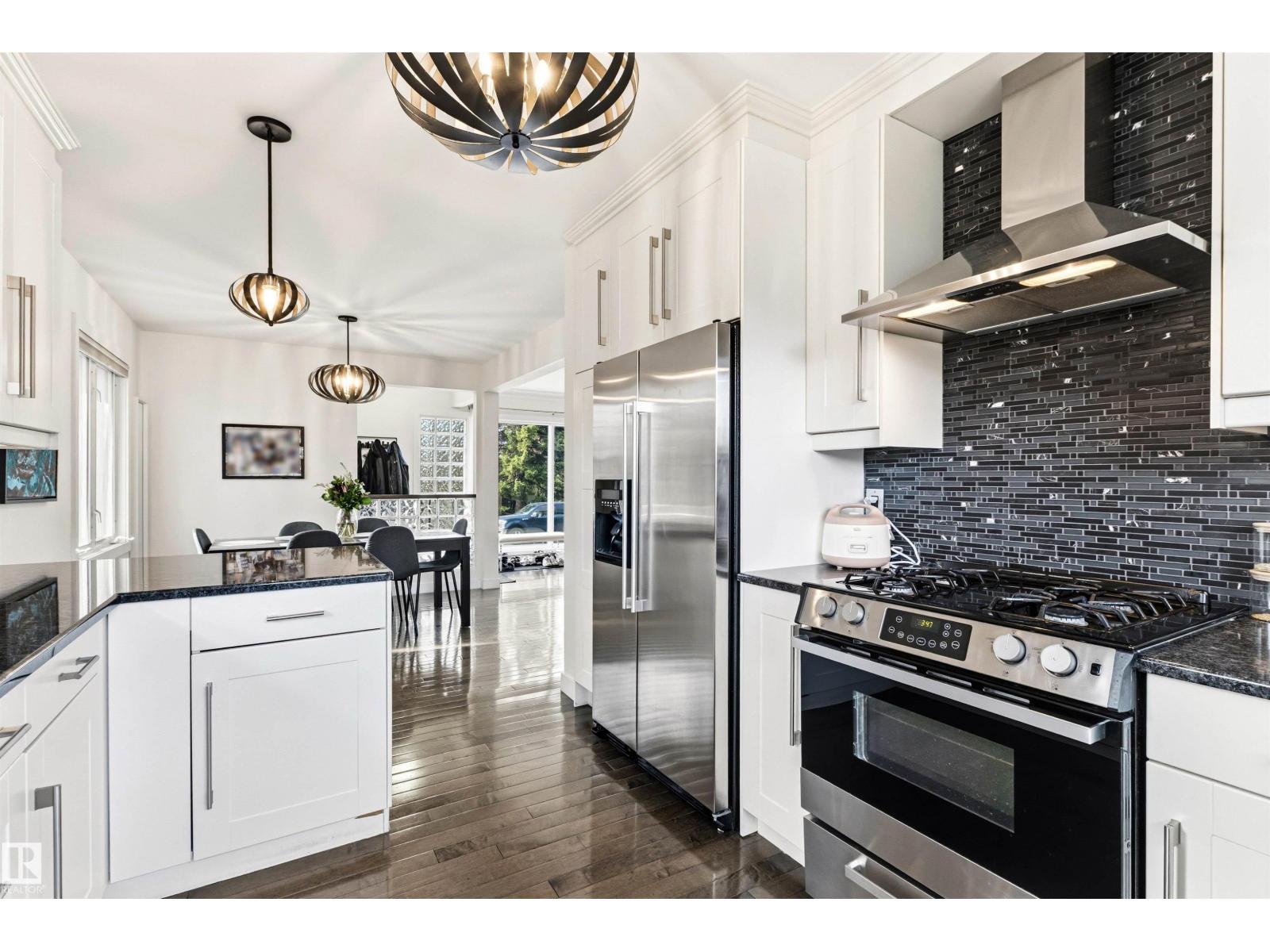 14608 97 AV NW - 15