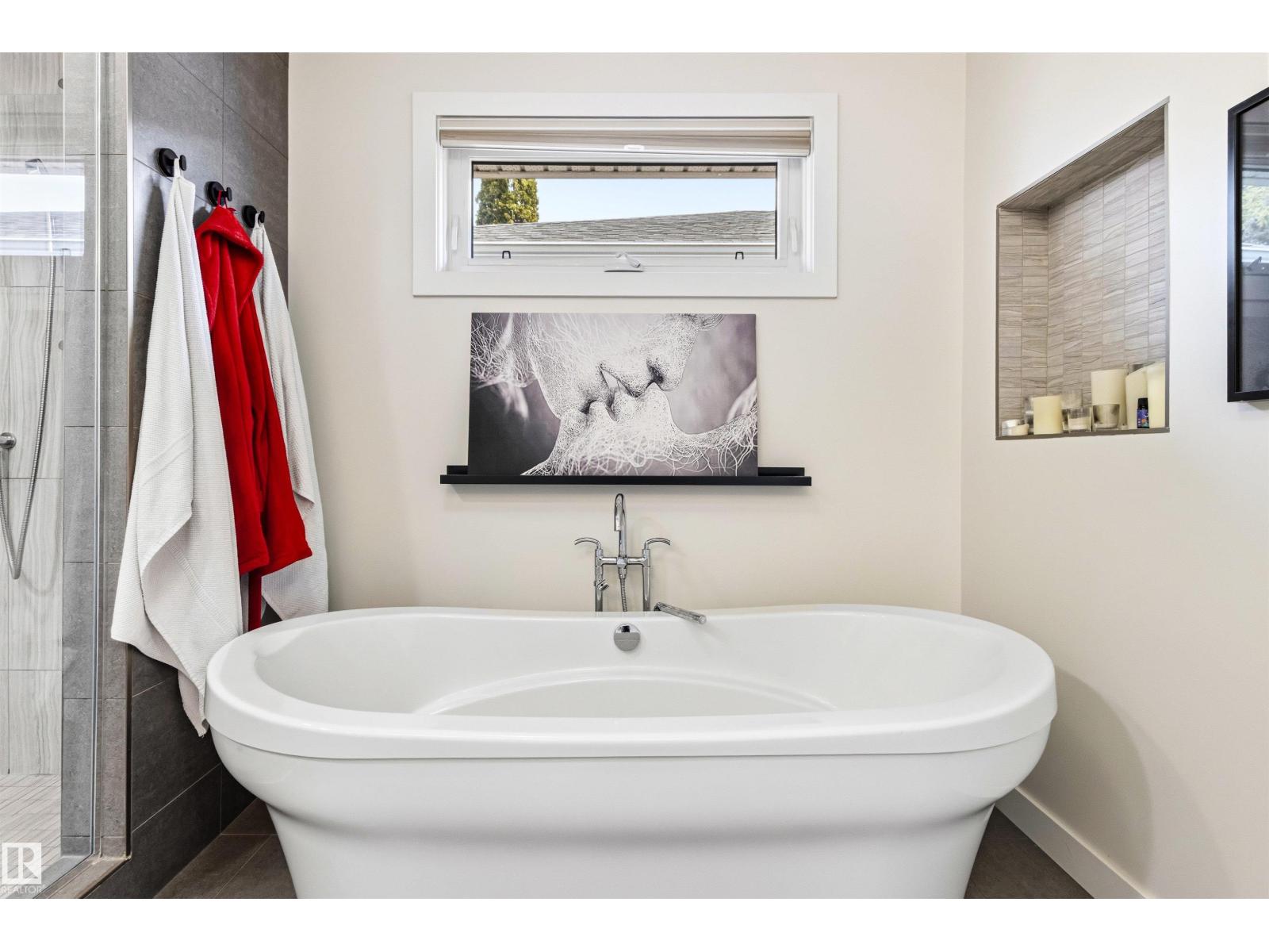 14608 97 AV NW - 21