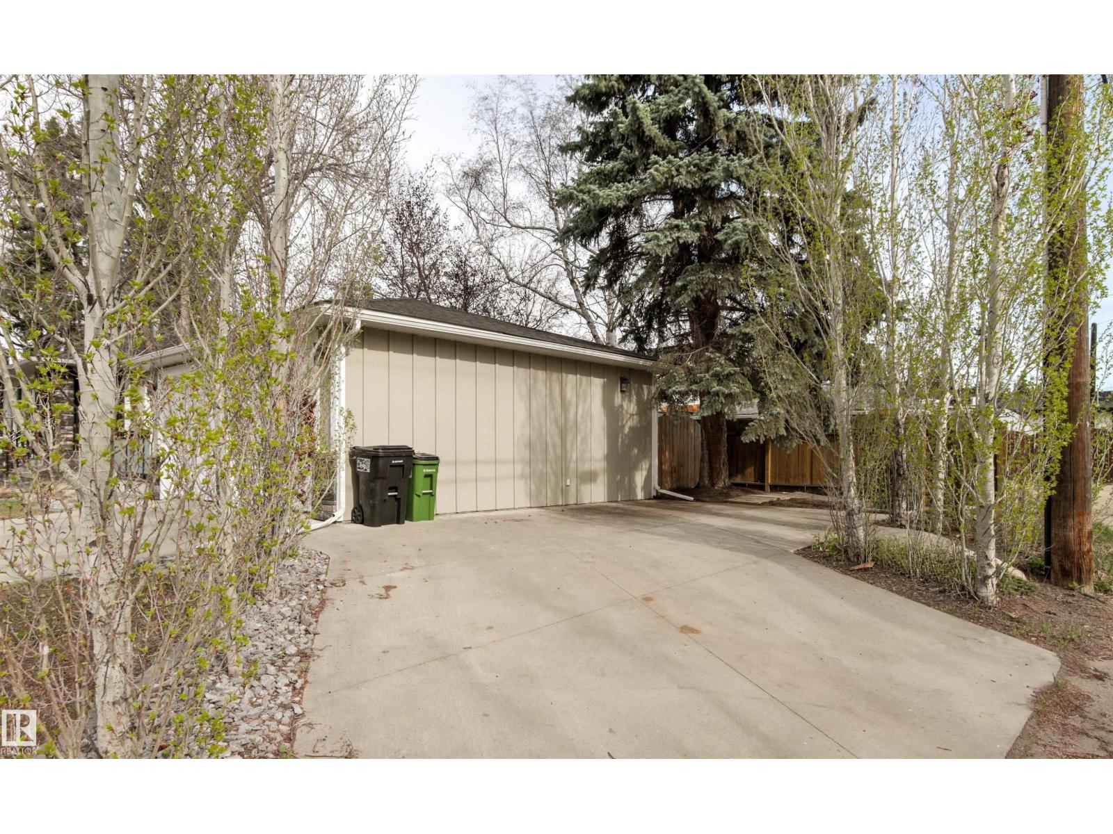 14608 97 AV NW - 38
