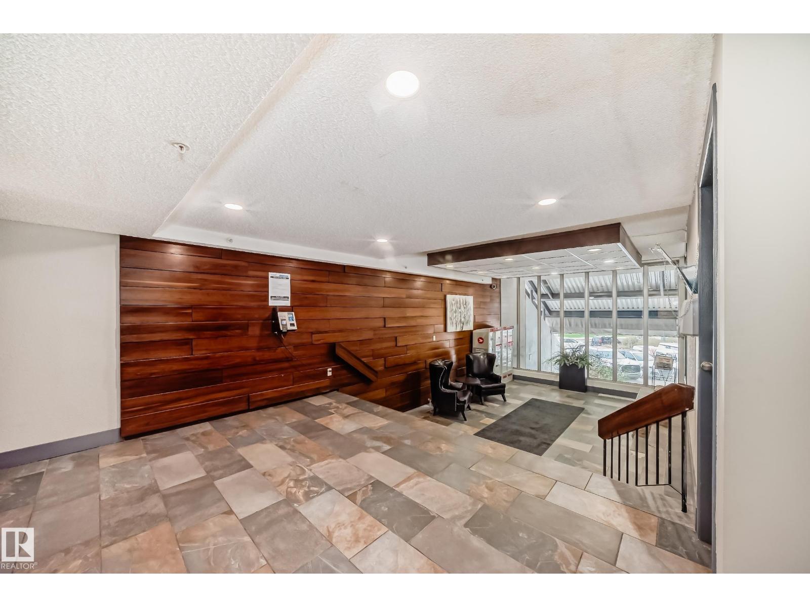 #115 8735 165 ST NW - 48