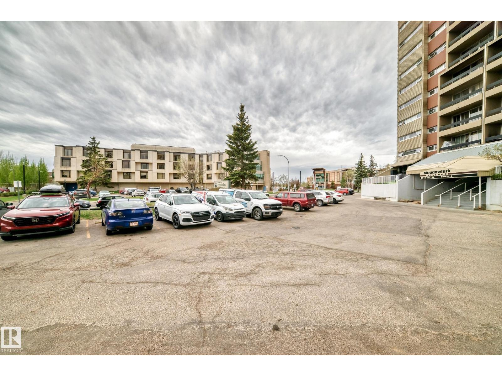 #115 8735 165 ST NW - 51