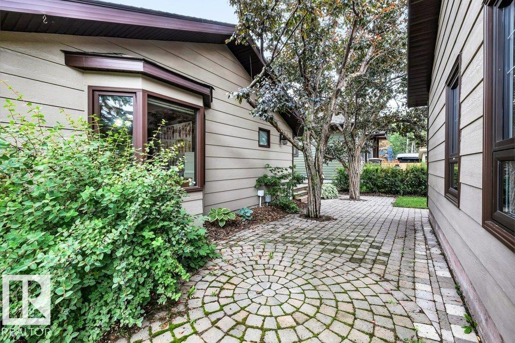 118 Crystal Springs Drive, Pigeon Lake - 11