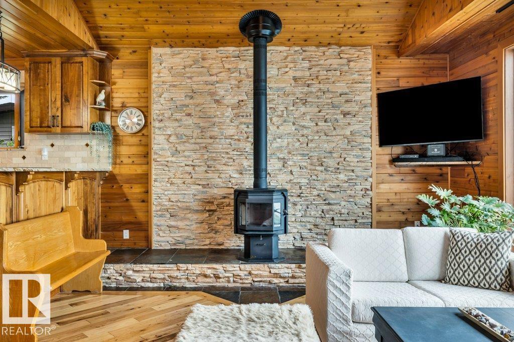 118 Crystal Springs Drive, Pigeon Lake - 28