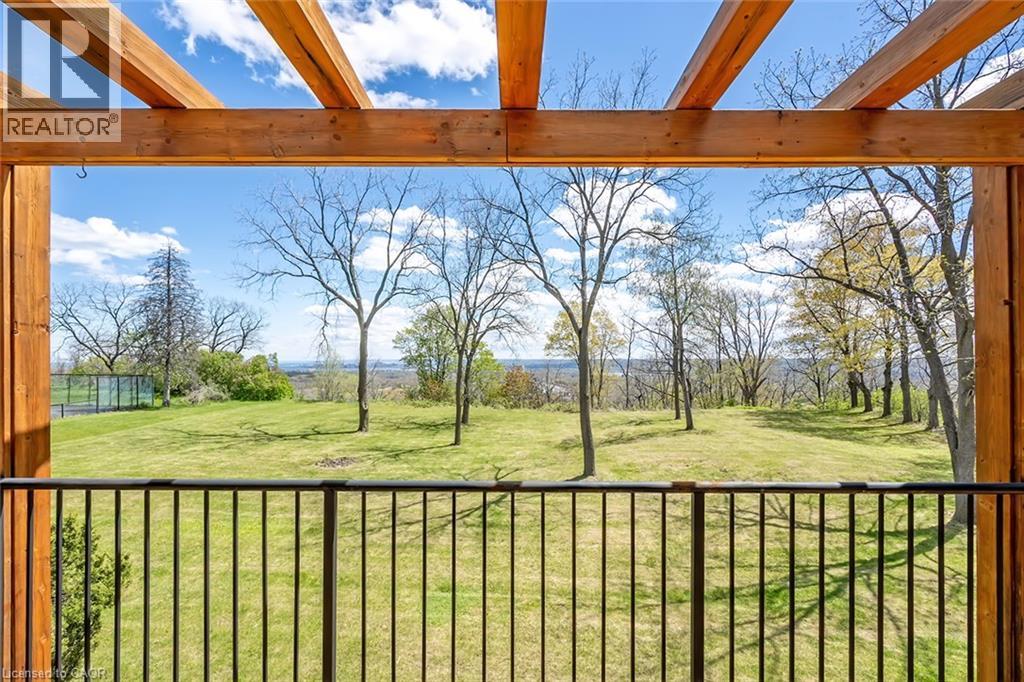 720 MOUNTAIN BROW Road W - 43