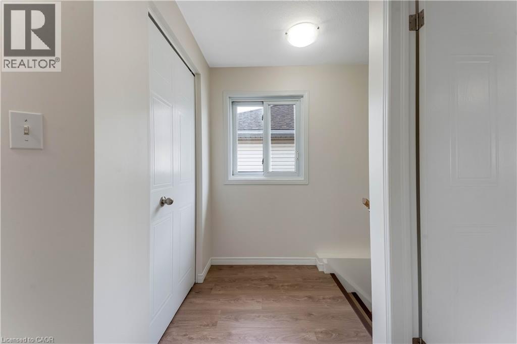 85 ACTIVA Avenue, Kitchener, Ontario, N2E3R4 — Photo 27