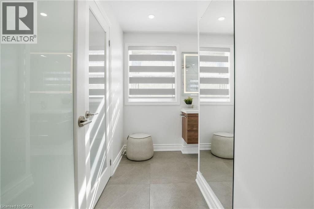 1765 FEATHERSTON Court, Mississauga, Ontario, L5L3E2 — Photo 19