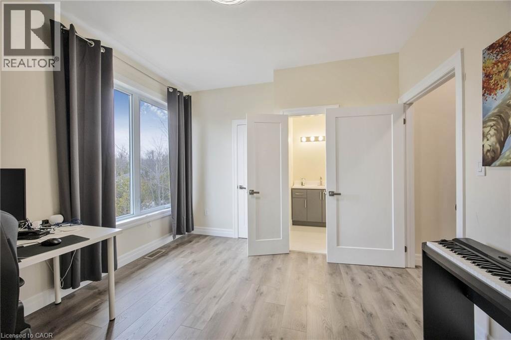 6 DOROTHYS Drive - 28