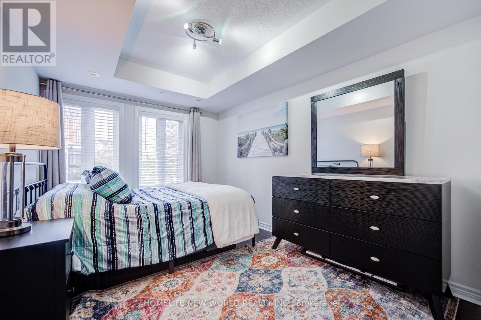 #292 306 JOHN STREET - 15