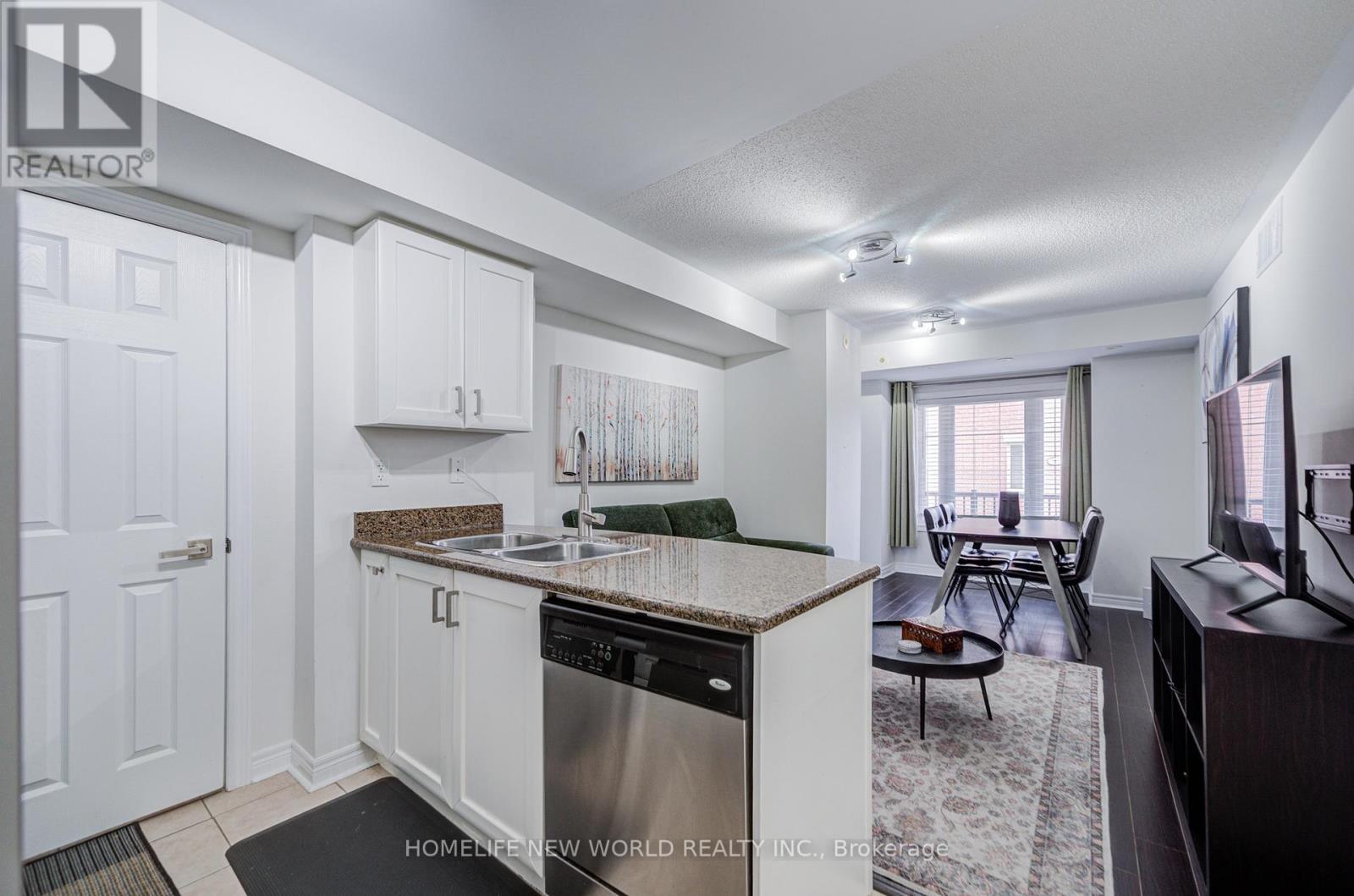 #292 306 JOHN STREET - 8