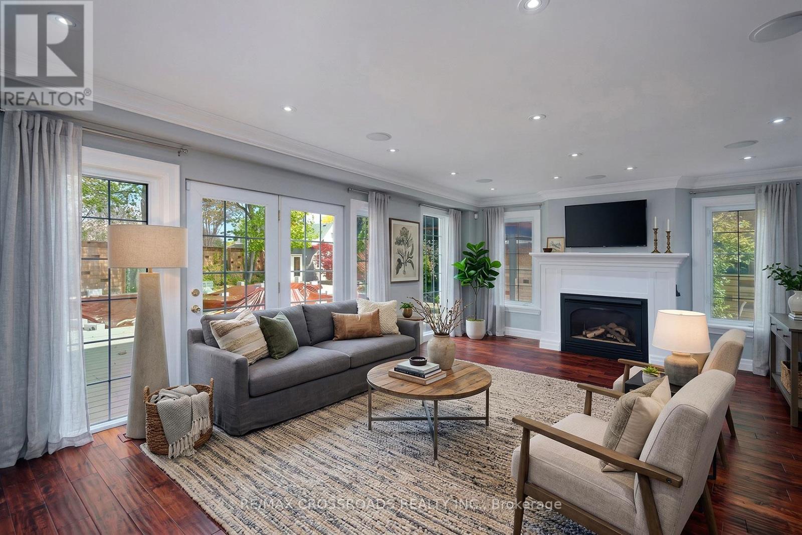 33 NORFOLK AVENUE - 7