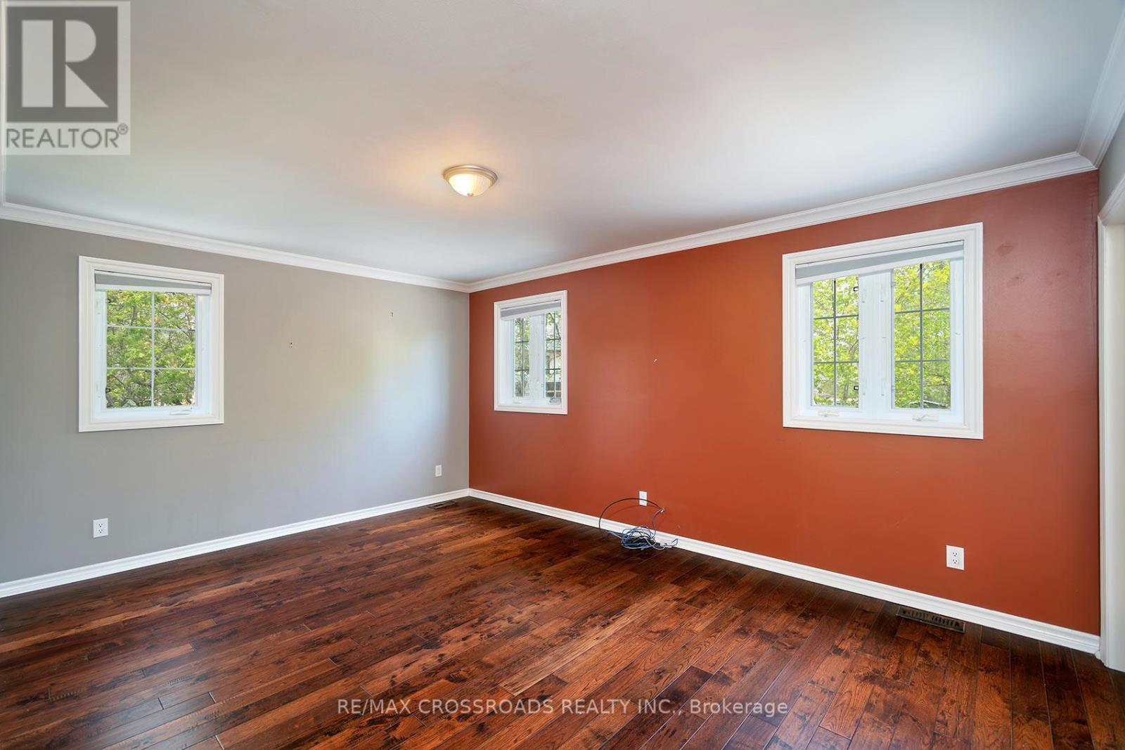 33 NORFOLK AVENUE - 17