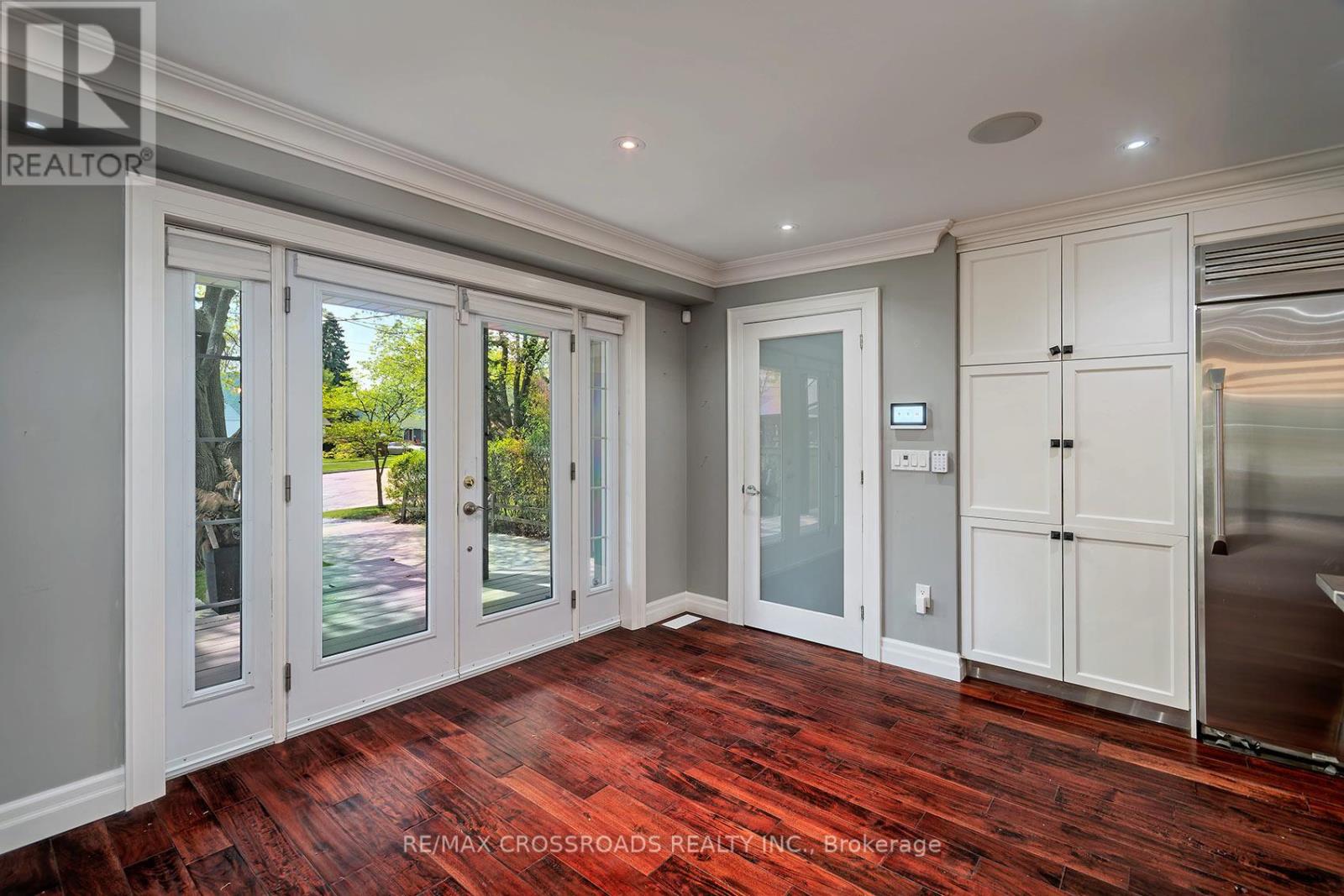 33 NORFOLK AVENUE - 5