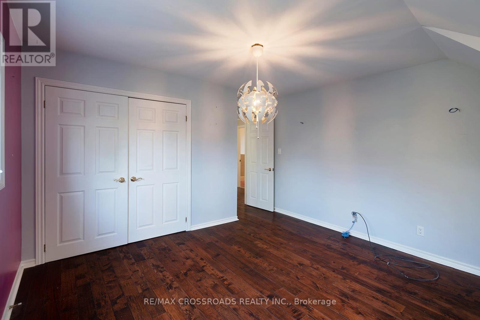 33 NORFOLK AVENUE - 26