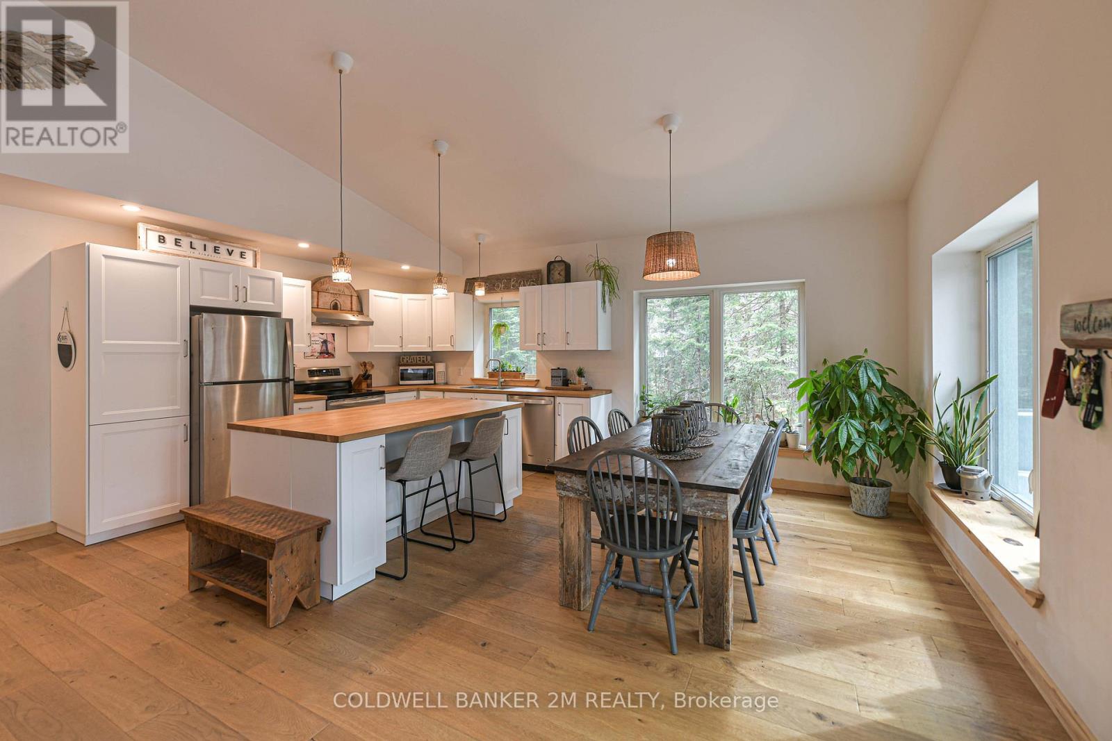2776 MUSKOKA RD. 117 ROAD S - 24