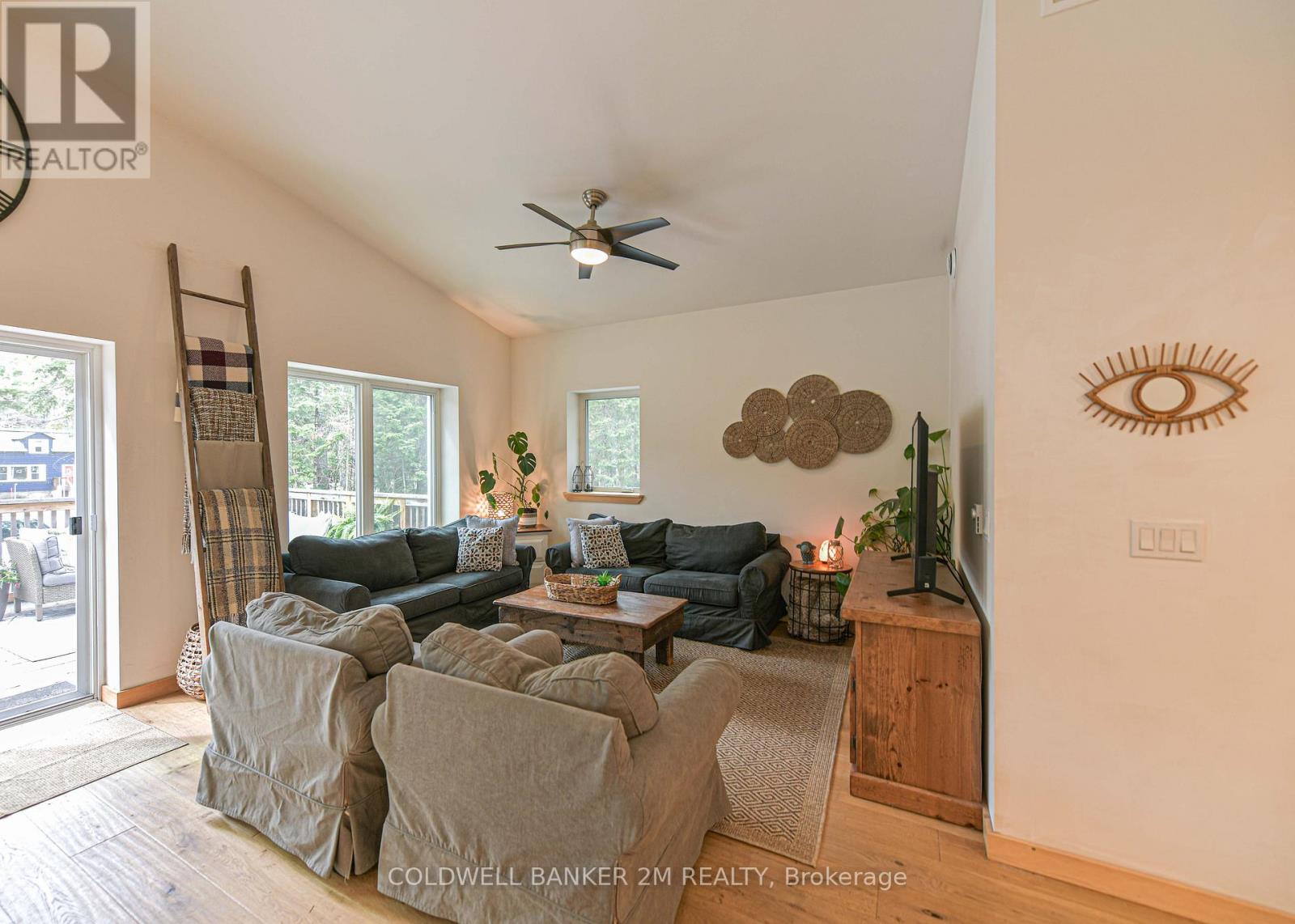 2776 MUSKOKA RD. 117 ROAD S - 14