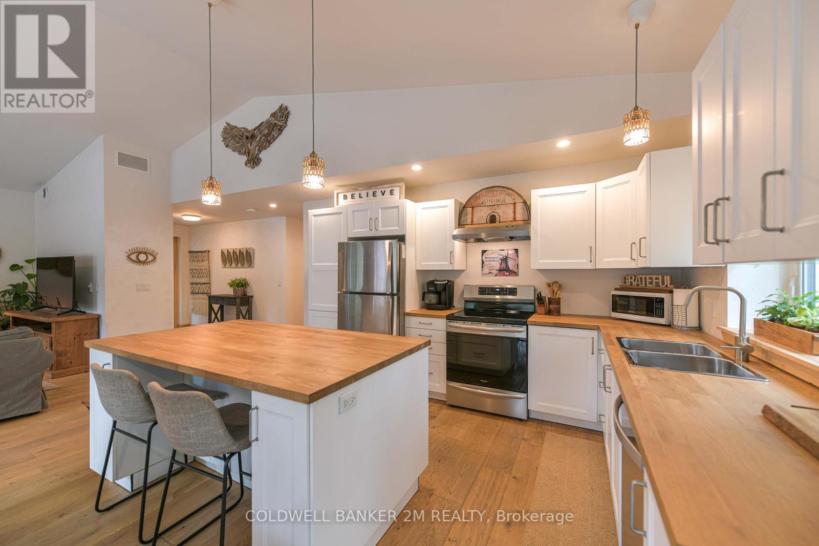 2776 MUSKOKA RD. 117 ROAD S - 20