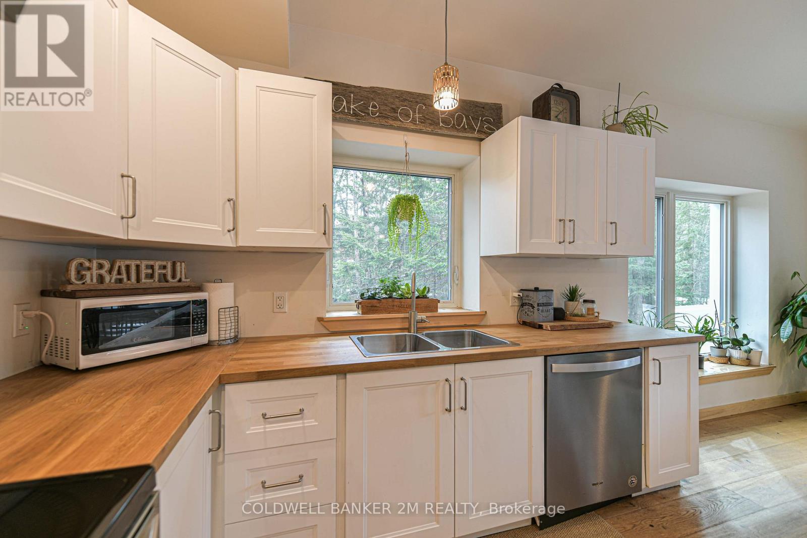 2776 MUSKOKA RD. 117 ROAD S - 23