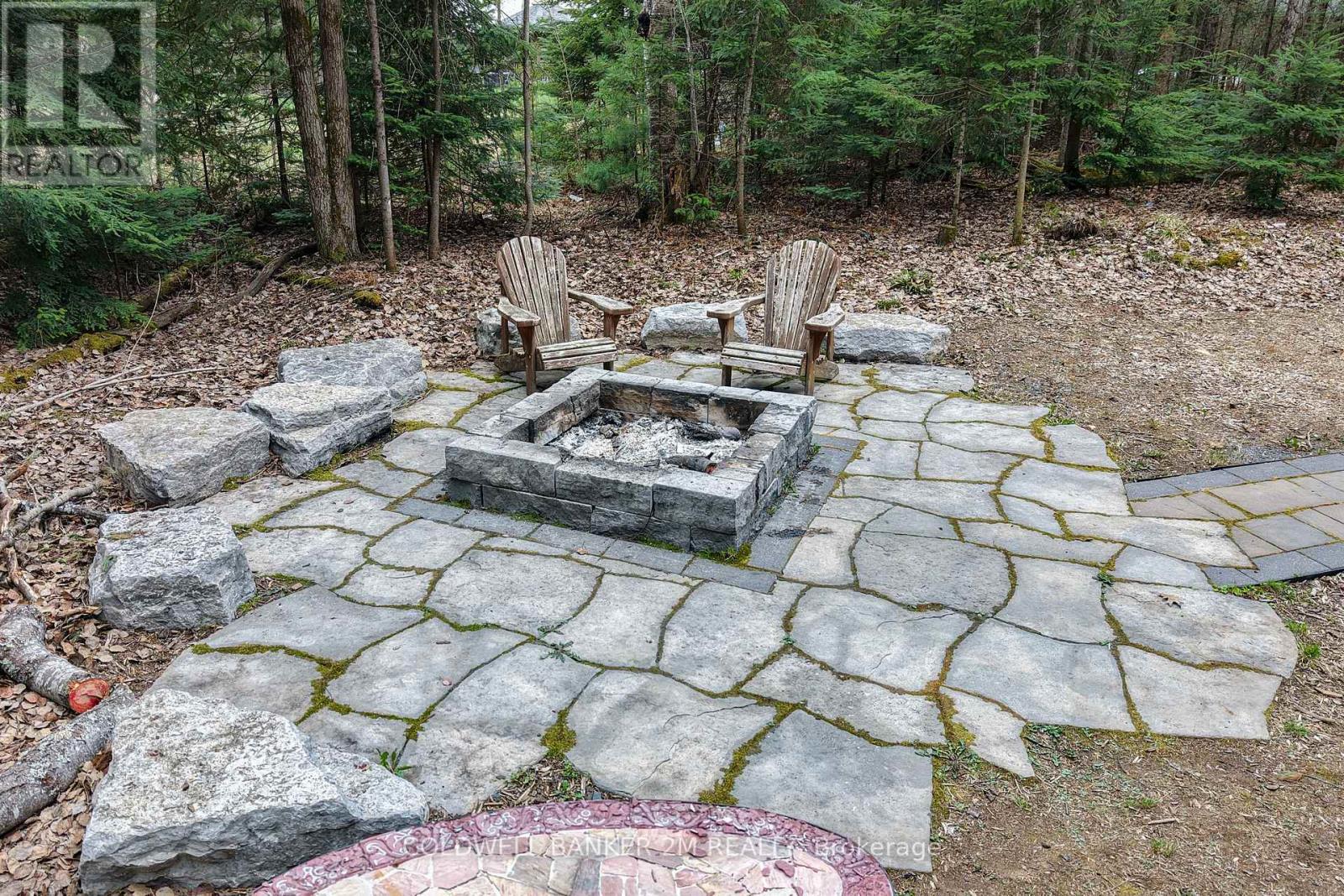 2776 MUSKOKA RD. 117 ROAD S - 9